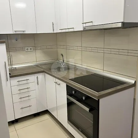 Stan 55m2 Centar Novo Appartamento *